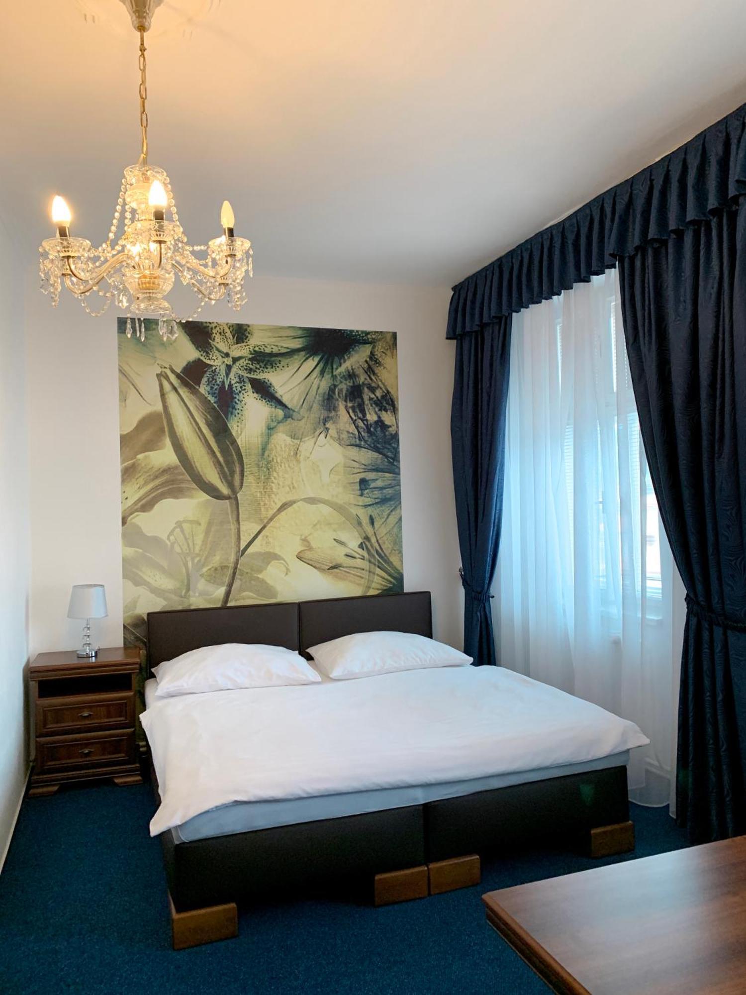 Hotel Ruzek Hranice  Eksteriør billede