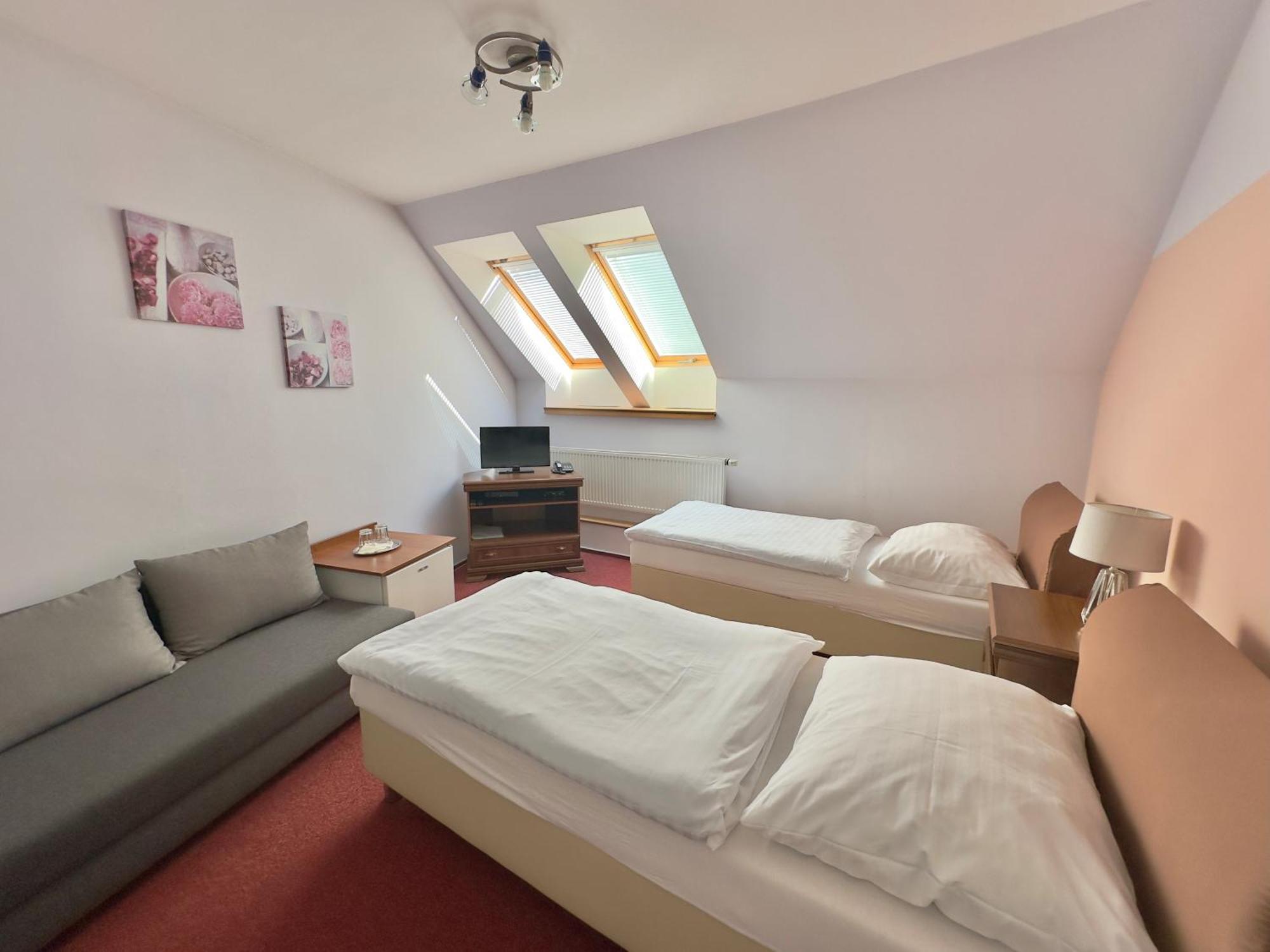 Hotel Ruzek Hranice  Eksteriør billede